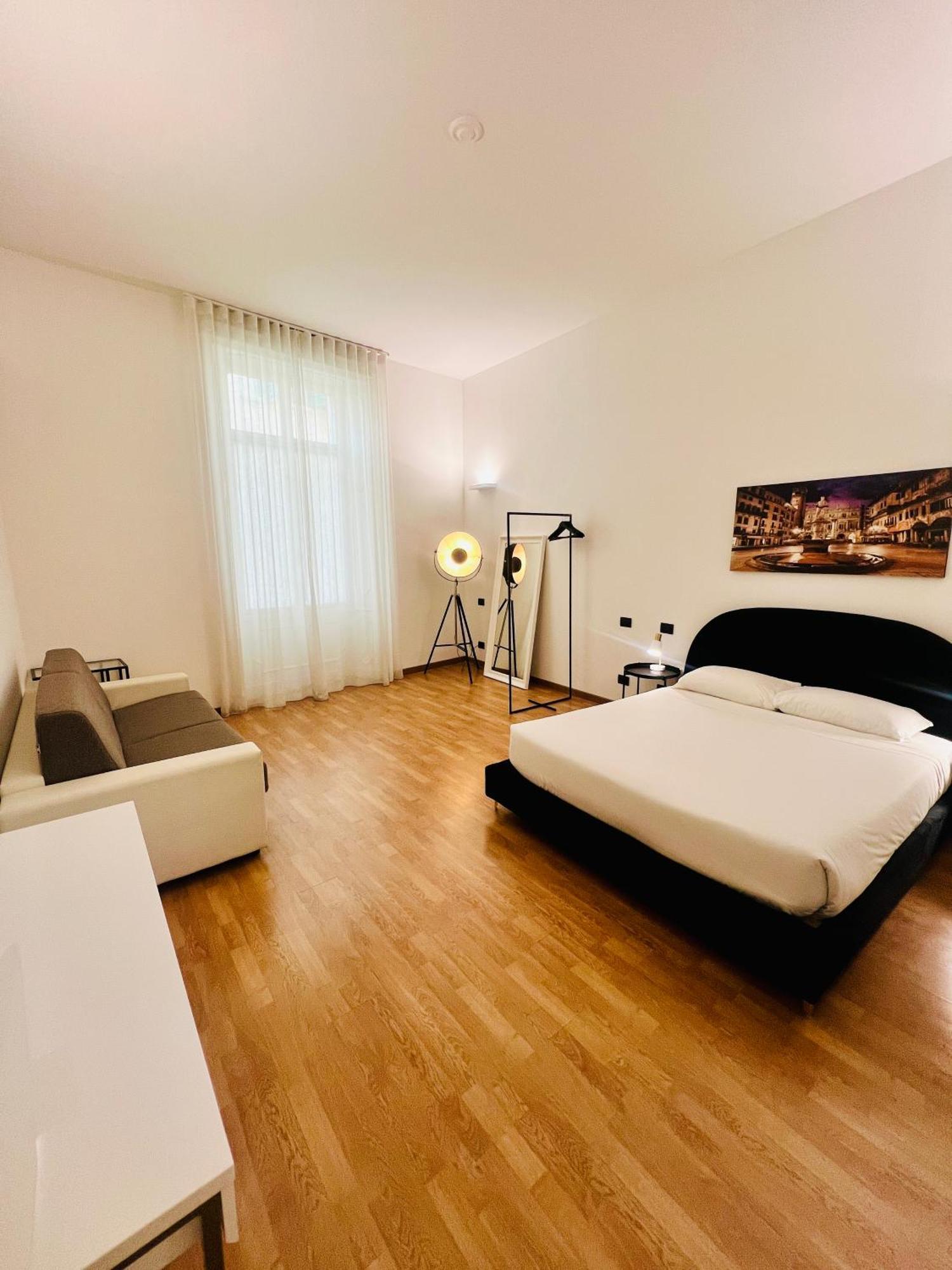 Room Verona Ai Conti エクステリア 写真